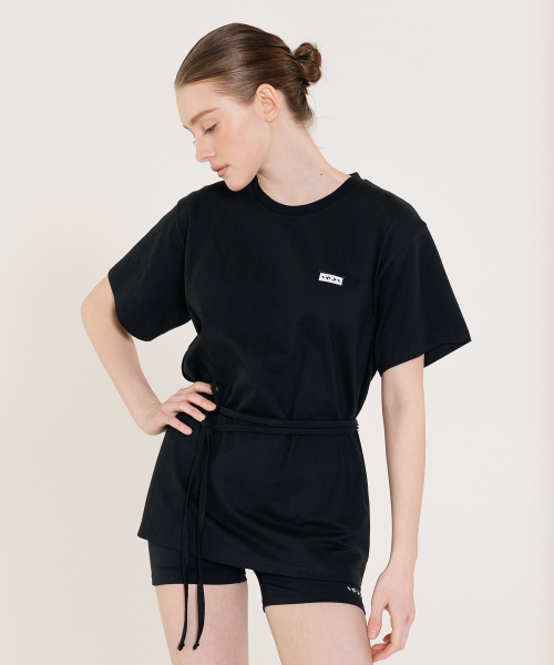 INJIACTIVE(インジアクティブ)の「スモールロゴオーバーストラップTシャツ ブラック(Tシャツ/カットソー・レディース・その他・ONE SIZE)」の4枚目の写真
