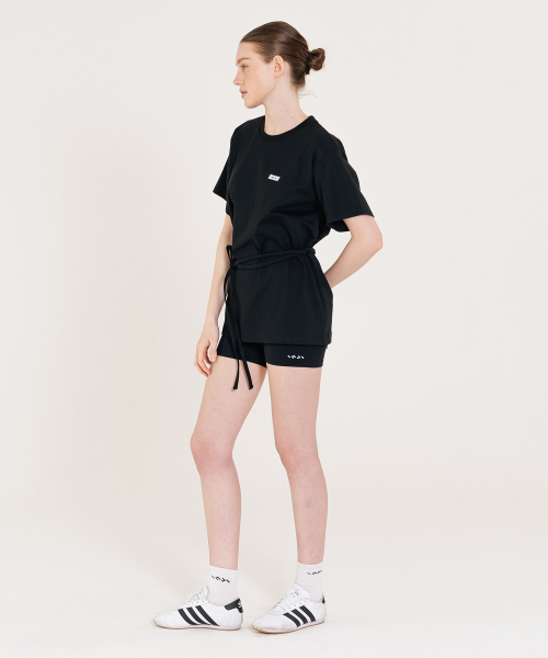 INJIACTIVE(インジアクティブ)の「スモールロゴオーバーストラップTシャツ ブラック(Tシャツ/カットソー・レディース・その他・ONE SIZE)」の5枚目の写真