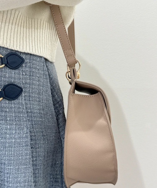 F i.n.t（フィント）の「型押しサークルポシェット/fint フィント（ショルダーバッグ・レディース・ブラウン/ピンクベージュ・FREE）」の8枚目の写真