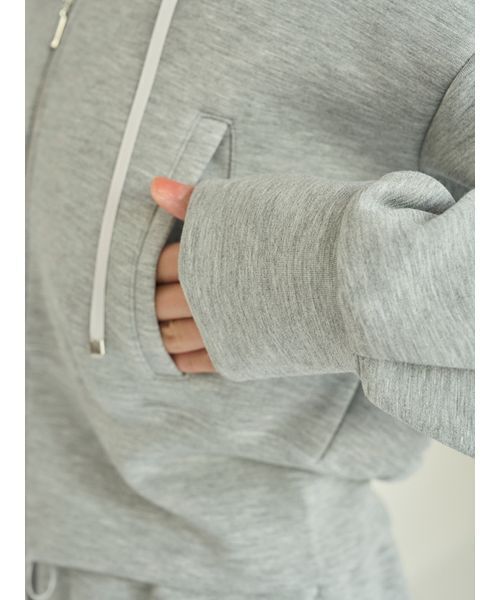 SNIDEL(スナイデル)の「フリルショートジップパーカー(パーカー・レディース・ホワイト/グレー/ライトブルー・F)」の17枚目の写真