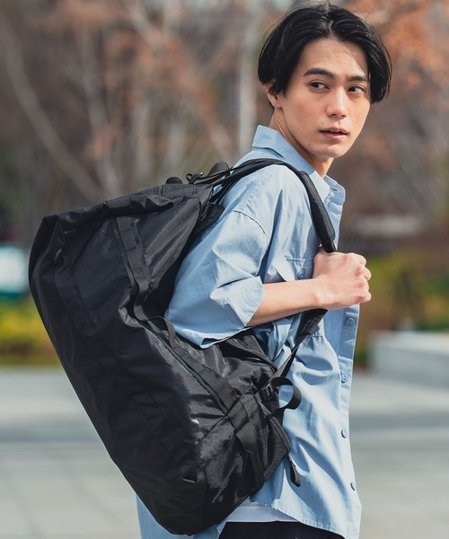 KiU(キウ)の「3WAY 大容量トラベルダッフルバッグ(ボストンバッグ・メンズ・アニマル/ブラック/サンドベージュ・FREE)」の19枚目の写真