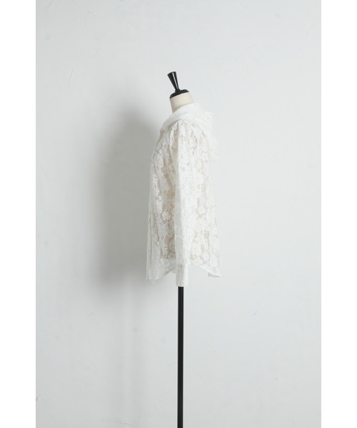 &. NOSTALGIA（アンドドットノスタルジア）の「フラワーレースフーディージャケット（その他アウター・レディース・ブラック/ホワイト・M）」の4枚目の写真
