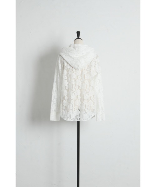 &. NOSTALGIA（アンドドットノスタルジア）の「フラワーレースフーディージャケット（その他アウター・レディース・ブラック/ホワイト・M）」の5枚目の写真