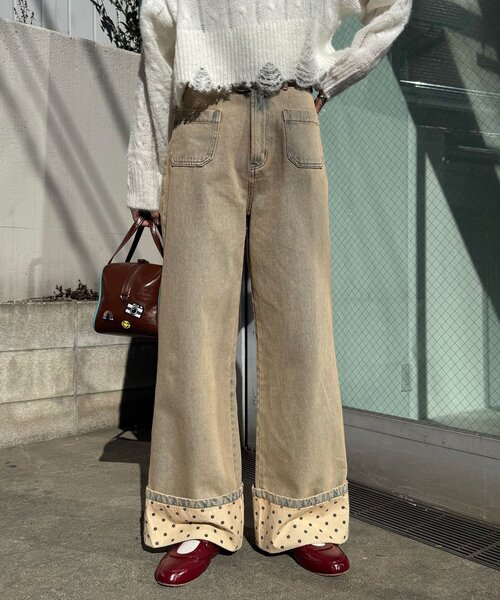 CIAOPANIC（チャオパニック）の「ロールアップドットワイドデニムパンツ（デニムパンツ・レディース・ブラック/ブラウン/ブルー系その他・SMALL/MEDIUM/X-SMALL）」の3枚目の写真