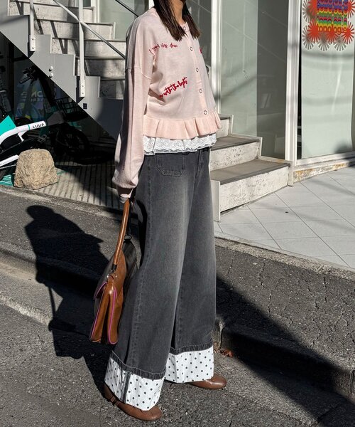 CIAOPANIC（チャオパニック）の「ロールアップドットワイドデニムパンツ（デニムパンツ・レディース・ブラック/ブラウン/ブルー系その他・SMALL/MEDIUM/X-SMALL）」の9枚目の写真