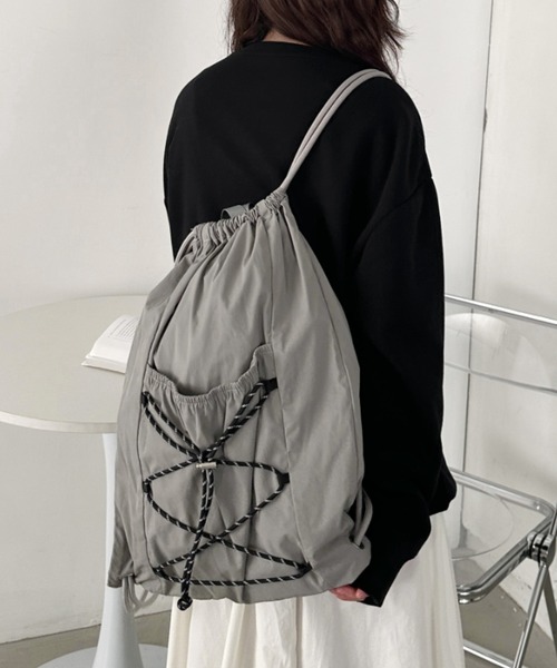 CLEA(クレア)の「ドローコードナイロンナップサック(バックパック/リュック・レディース・ブラック/アイボリー/グレー/カーキ・FREE)」の10枚目の写真