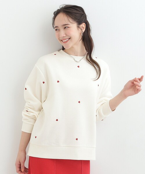 SHOO・LA・RUE(シューラルー)の「【洗濯機可】小さめ刺繍で大人見え アソート裏起毛スウェット(スウェット・レディース・チャコール/ホワイト系3/ネイビー系1/グレー系1・00)」の9枚目の写真