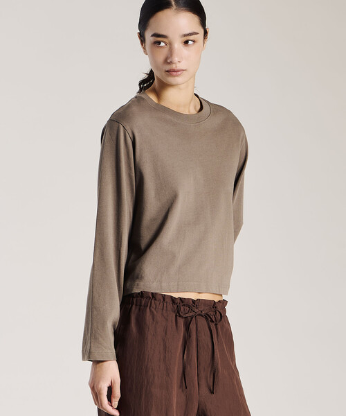 handvaerk(ハンドバーク)の「handvaerk | コットン クルーネック フレアスリーブ長袖Tシャツ WOMEN(Tシャツ/カットソー・レディース・ブラウン系その他/ホワイト系その他/ブルー系その他・S)」の16枚目の写真