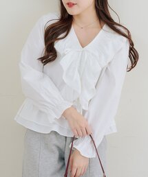 【一枚で華やかに】レースフリフリブラウス