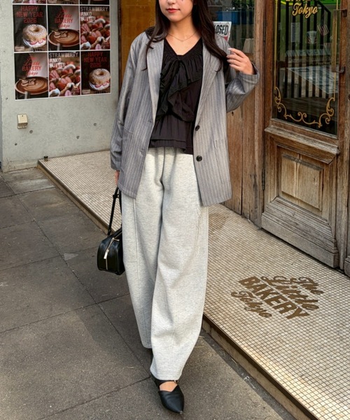 continuer de NICE CLAUP(コンティニューデナイスクラップ)の「【一枚で華やかに】レースフリフリブラウス(シャツ/ブラウス・レディース・ピンク/ブラック/サックスブルー/オフホワイト・FREE)」の22枚目の写真
