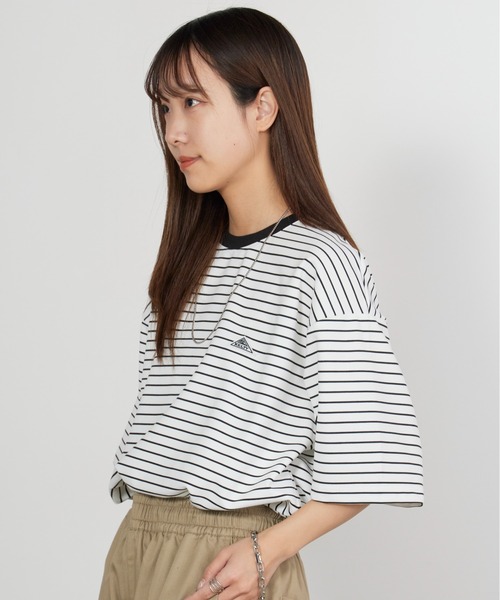 KELTY（ケルティ）の「KELTY/ケルティ ワッペンロゴ ルーズフィット ボーダーTシャツ 2026年春夏（Tシャツ/カットソー・レディース・ホワイト/ブラック・L/XL/M）」の4枚目の写真