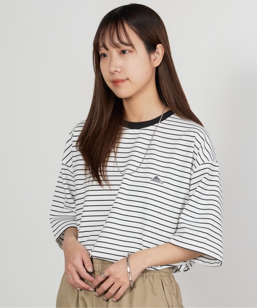 KELTY（ケルティ）の「KELTY/ケルティ ワッペンロゴ ルーズフィット ボーダーTシャツ 2026年春夏（Tシャツ/カットソー・レディース・ホワイト/ブラック・L/XL/M）」の5枚目の写真