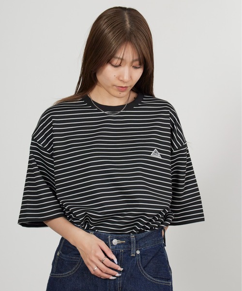 KELTY（ケルティ）の「KELTY/ケルティ ワッペンロゴ ルーズフィット ボーダーTシャツ 2026年春夏（Tシャツ/カットソー・レディース・ホワイト/ブラック・L/XL/M）」の13枚目の写真