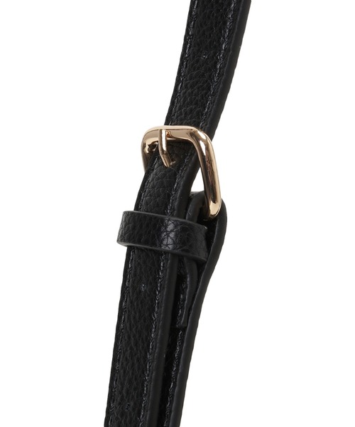 Guess(ゲス)の「ERIKA Flap Crossbody ショルダーバッグ (ショルダーバッグ・レディース・ブラック・ONE SIZE)」の10枚目の写真