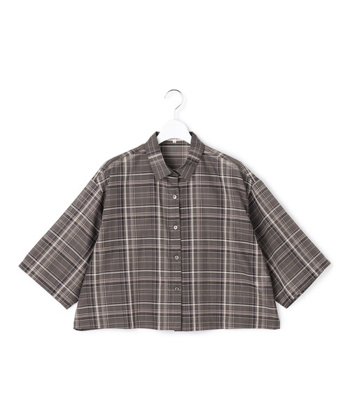 23区 S(ニジュウサンクチイサイサイズ)の「ハイツイストシアーチェック クロップド シャツ(シャツ/ブラウス・レディース・グレー系3/ダークブラウン系3・32)」の7枚目の写真