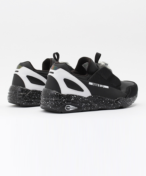 McQ ALEXANDER McQUEEN PUMA（マックキュー アレクサンダー マックイーン プーマ）の「MCQ DISC BLACK（スニーカー・メンズ・ブラック・25.0cm/26.0cm/23.0cm/24.0cm/27.0cm/29.0cm/28.0cm）」の4枚目の写真