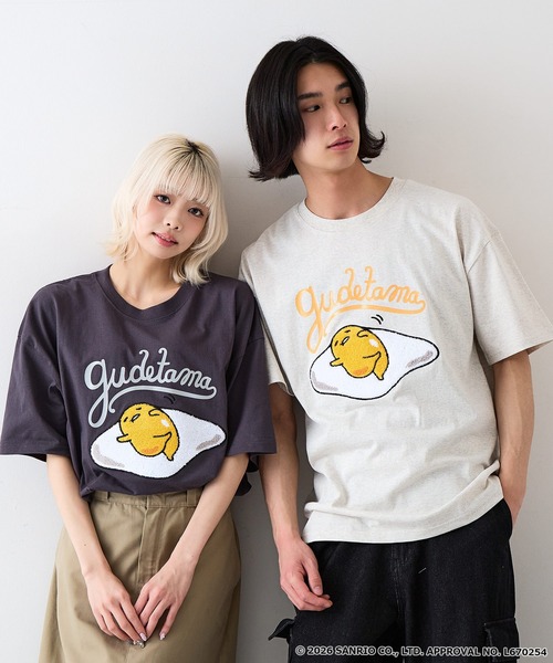 sanrio（サンリオ）の「【SANRIO CHARACTERS/サンリオキャラクターズ】【限定オリジナル】サンリオキャラクターズ 刺繍Tシャツ キャラ・色別注  ビッグシルエット  男女兼用（Tシャツ/カットソー・メンズ・ベージュ系その他4/ホワイト系その他/ブルー系その他/ベージュ系その他2/ブラック系その他2/ホワイト系その他4/ホワイト系その他3/ブルー系その他3・LARGE/MEDIUM/X-LARGE/SMALL）」の5枚目の写真
