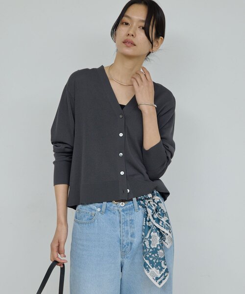 GALLARDAGALANTE（ガリャルダガランテ）の「更紗プリントシルクスカーフ（マフラー・レディース・ブルー/ブラック・FREE）」の8枚目の写真