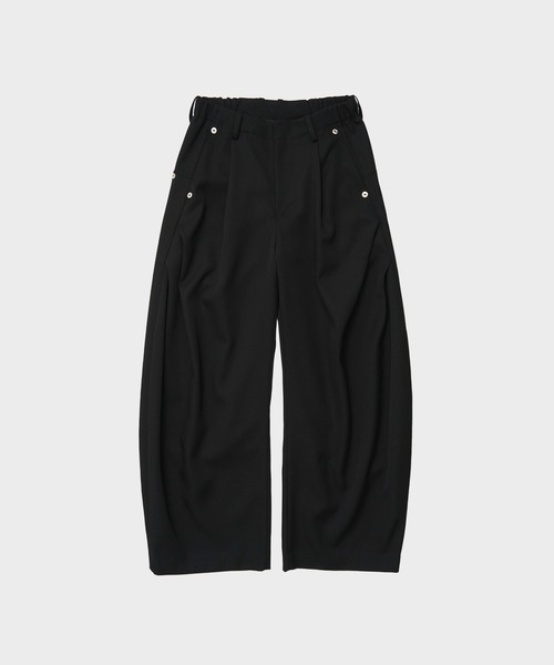 CONZ(コンズ)の「curve leg trousers(スラックス・メンズ・ベージュ/ダークグレー/ブラック/ライトグレー・1/3/2)」の2枚目の写真