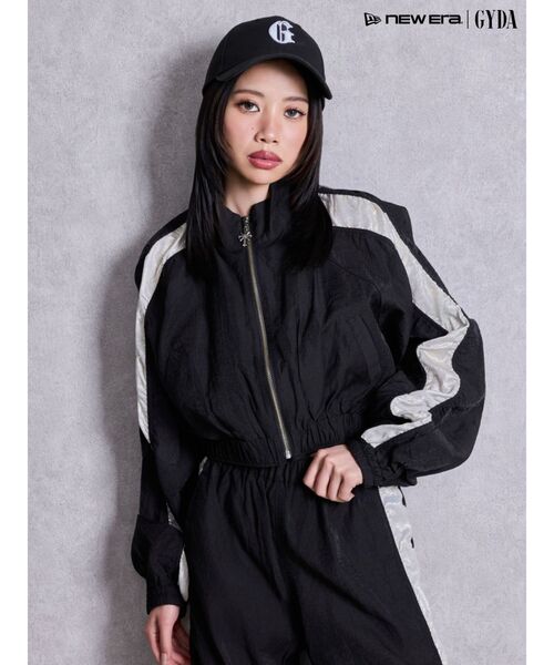 GYDA（ジェイダ）の「sacred edge cross shinyショートブルゾン（ブルゾン・レディース・パープル/ブラック/アイボリー・FREE）」の2枚目の写真