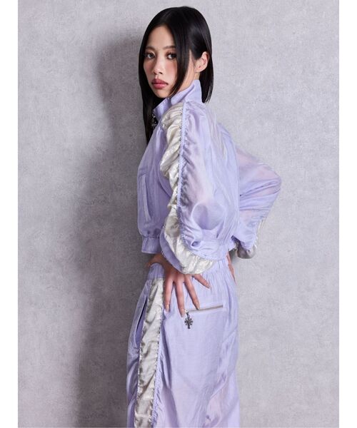 GYDA（ジェイダ）の「sacred edge cross shinyショートブルゾン（ブルゾン・レディース・パープル/ブラック/アイボリー・FREE）」の5枚目の写真