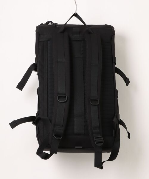 TOPO DESIGNS（トポデザインズ）の「【TOPO DESIGNS】ROVER PACK TECH（バックパック/リュック・レディース・ブラック・ONE SIZE）」の2枚目の写真