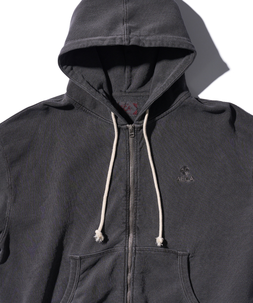 AECA(エイカ)の「EVERYDAY AECA CLOVER ZIP UP HOODIE-WASHED CHARCOAL(パーカー・メンズ・その他・MEDIUM/LARGE/X-LARGE/W)」の9枚目の写真