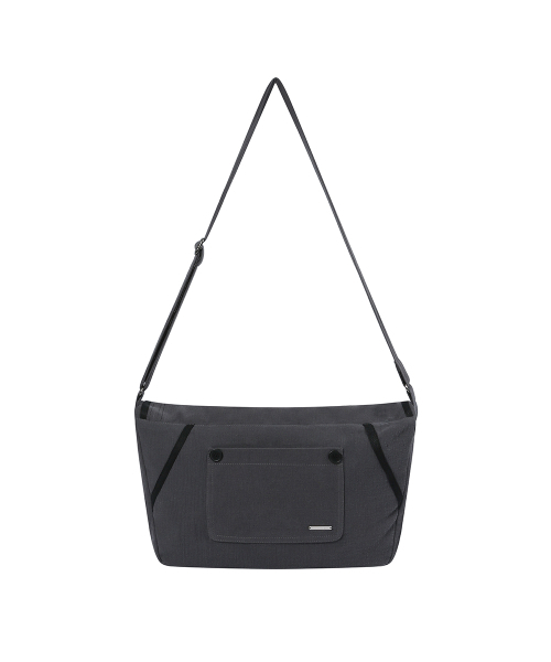 Miseki SEOUL(ミセキソウル)の「Stitch folding cross bag CHARCOAL(メッセンジャーバッグ・レディース・その他・OS)」の2枚目の写真