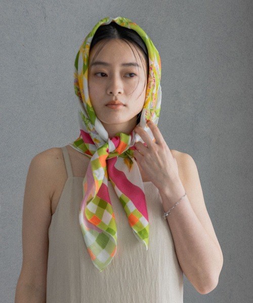 A part by（アパートバイ）の「シルクコンスカーフ２/アソート（バンダナ/スカーフ・レディース・ブルー/ピンク系その他2・FREE）」の8枚目の写真