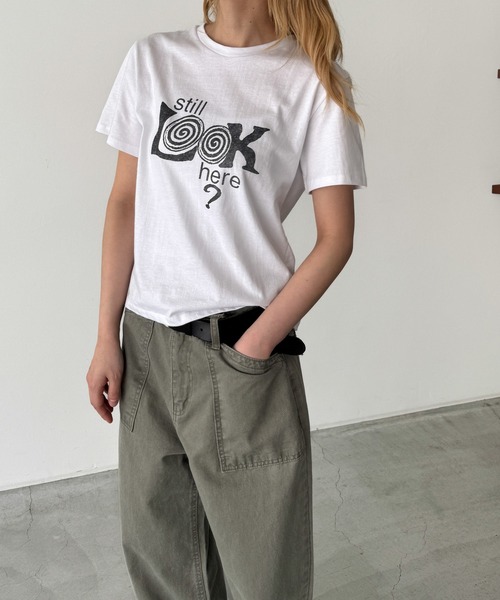 セール】Lakey Park 'Still LOOK here'Tシャツ（Tシャツ/カットソー