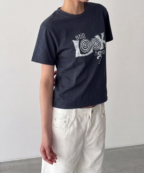 CANAL JEAN(キャナルジーン)の「Lakey Park "Still LOOK here"Tシャツ(Tシャツ/カットソー・レディース・アイボリー/イエロー/ネイビー/グレー/ブルー・ONE SIZE)」の8枚目の写真