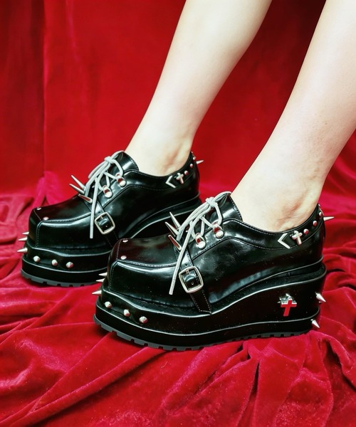 スパイク ベルトデザイン厚底シューズ JUST ABOUT│Jeffrey Campbell