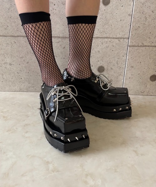 スパイク ベルトデザイン厚底シューズ JUST ABOUT│Jeffrey Campbell