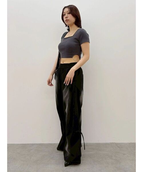 EVRIS(エヴリス)の「サイドビジューチェーントップス(Tシャツ/カットソー・レディース・ピンク/ブラック/グレー/ホワイト・FREE)」の19枚目の写真