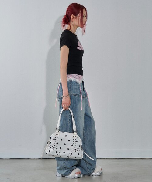 WHO'S WHO gallery（フーズフーギャラリー）の「デフォルメレースロゴチビT（Tシャツ/カットソー・レディース・ピンク/オフホワイト/イエロー/サックスブルー/ブラック・FREE）」の19枚目の写真