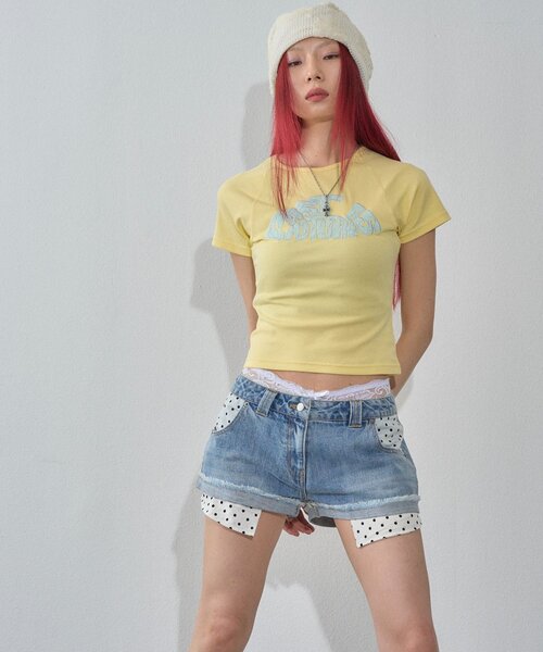 WHO'S WHO gallery（フーズフーギャラリー）の「【WEB限定カラーあり】デフォルメレースロゴチビT（Tシャツ/カットソー・レディース・ピンク/オフホワイト/イエロー/サックスブルー/ブラック/ミント/ダークブラウン/ホワイト系その他・FREE）」の14枚目の写真