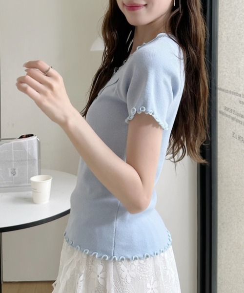 Ada.(エイダ)の「レース ドッキング Vネック メロウ 仕上げ カットソー(Tシャツ/カットソー・レディース・グリーン/イエロー/アイボリー/ブルー・FREE)」の11枚目の写真