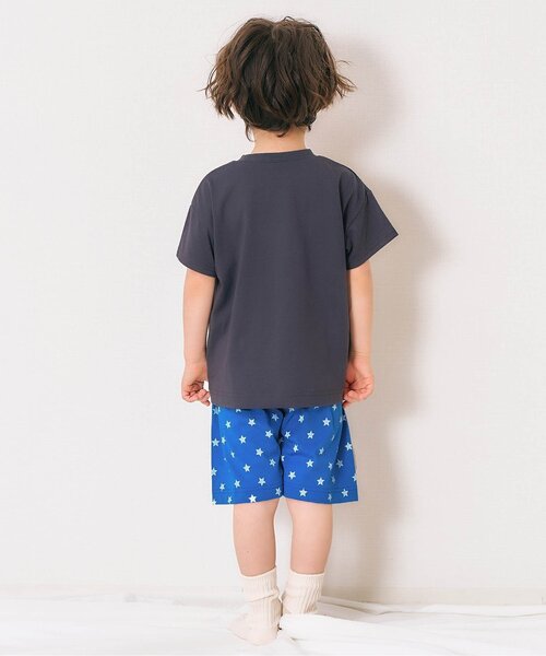 apres les cours（アプレレクール）の「【吸水速乾/接触冷感】ひんやりバラエティBOYS半袖パジャマ（ルームウェア/パジャマ・キッズ・アイボリー/チャコール/イエロー/サックスブルー・80/90/100/110/120/130）」の7枚目の写真
