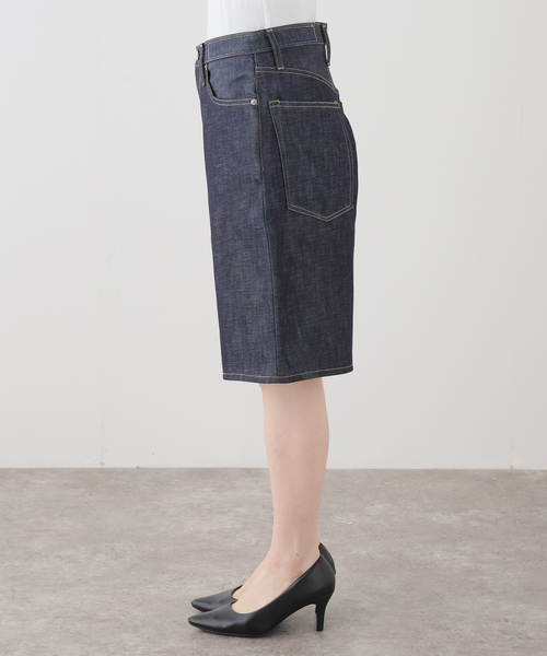 KURO（クロ）の「KURO STRUCTURE SHORT 964244：デニムパンツ（その他パンツ・レディース・ネイビー・27/29）」の5枚目の写真