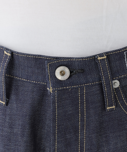 KURO（クロ）の「KURO STRUCTURE SHORT 964244：デニムパンツ（その他パンツ・レディース・ネイビー・27/29）」の9枚目の写真