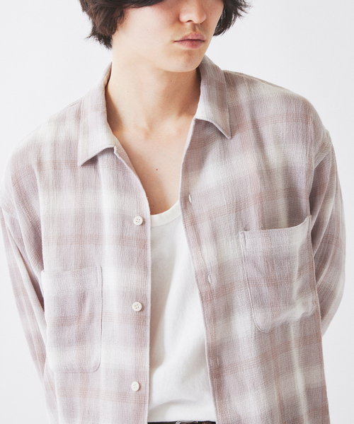 JOURNAL STANDARD relume(ジャーナルスタンダード レリューム)の「TCガーゼ オンブレチェック シャツ(シャツ/ブラウス・メンズ・ブラック/キャメル/グリーン・MEDIUM/LARGE)」の2枚目の写真