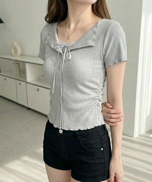 VIVID LADY(ビビッドレディー)の「キャミドッキング カーディガン風トップス(Tシャツ/カットソー・レディース・グレー/ライトブルー/ブラック/アイボリー・FREE)」の19枚目の写真