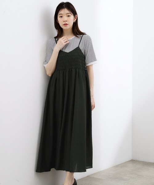 grove(グローブ)の「【洗える】大人のシャーリングキャミワンピース(ワンピース・レディース・ブラック/こしょう色系6/ネイビー系・02/03/01/04/05)」の5枚目の写真