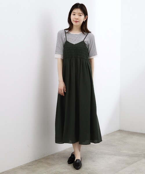 grove(グローブ)の「【洗える】大人のシャーリングキャミワンピース(ワンピース・レディース・ブラック/こしょう色系6/ネイビー系・02/03/01/04/05)」の6枚目の写真