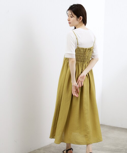 grove(グローブ)の「【洗える】大人のシャーリングキャミワンピース(ワンピース・レディース・ブラック/こしょう色系6/ネイビー系・02/03/01/04/05)」の12枚目の写真