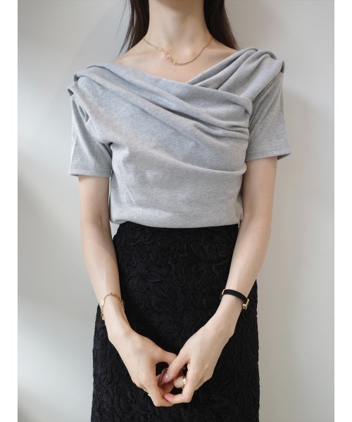 amel(エイメル)の「ドレープデザインハーフスリーブトップス | グレー(Tシャツ/カットソー・レディース・グレー・FREE)」の19枚目の写真
