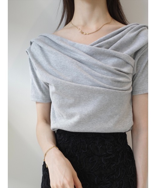 amel(エイメル)の「ドレープデザインハーフスリーブトップス | グレー(Tシャツ/カットソー・レディース・グレー・FREE)」の16枚目の写真