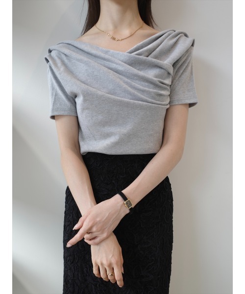 amel(エイメル)の「ドレープデザインハーフスリーブトップス | グレー(Tシャツ/カットソー・レディース・グレー・FREE)」の14枚目の写真