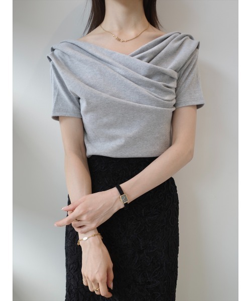 amel(エイメル)の「ドレープデザインハーフスリーブトップス | グレー(Tシャツ/カットソー・レディース・グレー・FREE)」の13枚目の写真