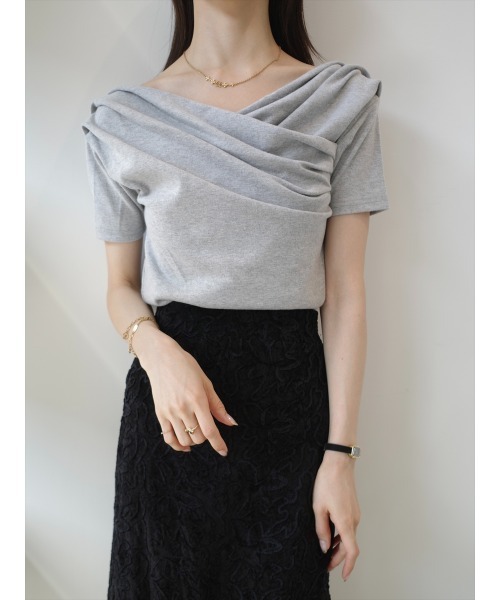 amel(エイメル)の「ドレープデザインハーフスリーブトップス | グレー(Tシャツ/カットソー・レディース・グレー・FREE)」の10枚目の写真